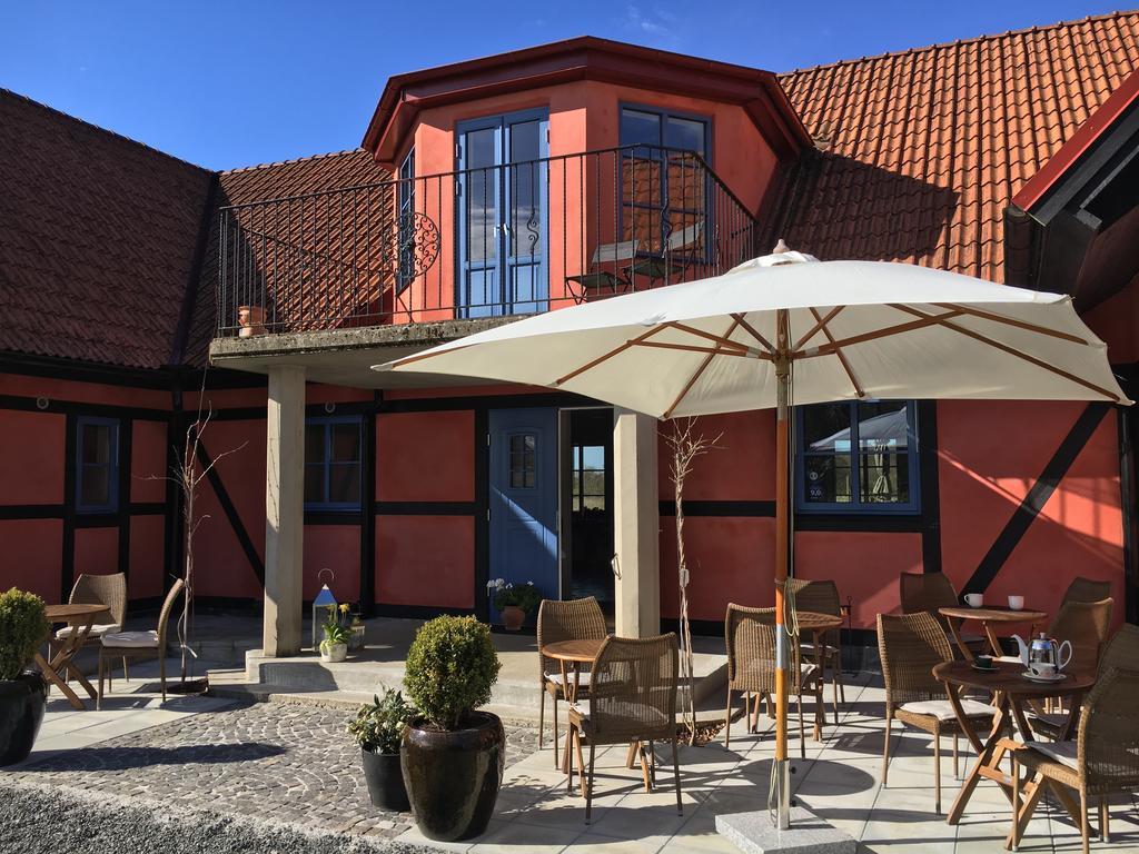 Villa Hasselbacken Garsnas Exterior photo